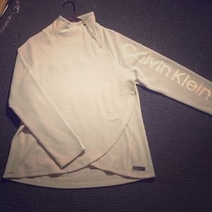 Calvin Klein sweat shirt